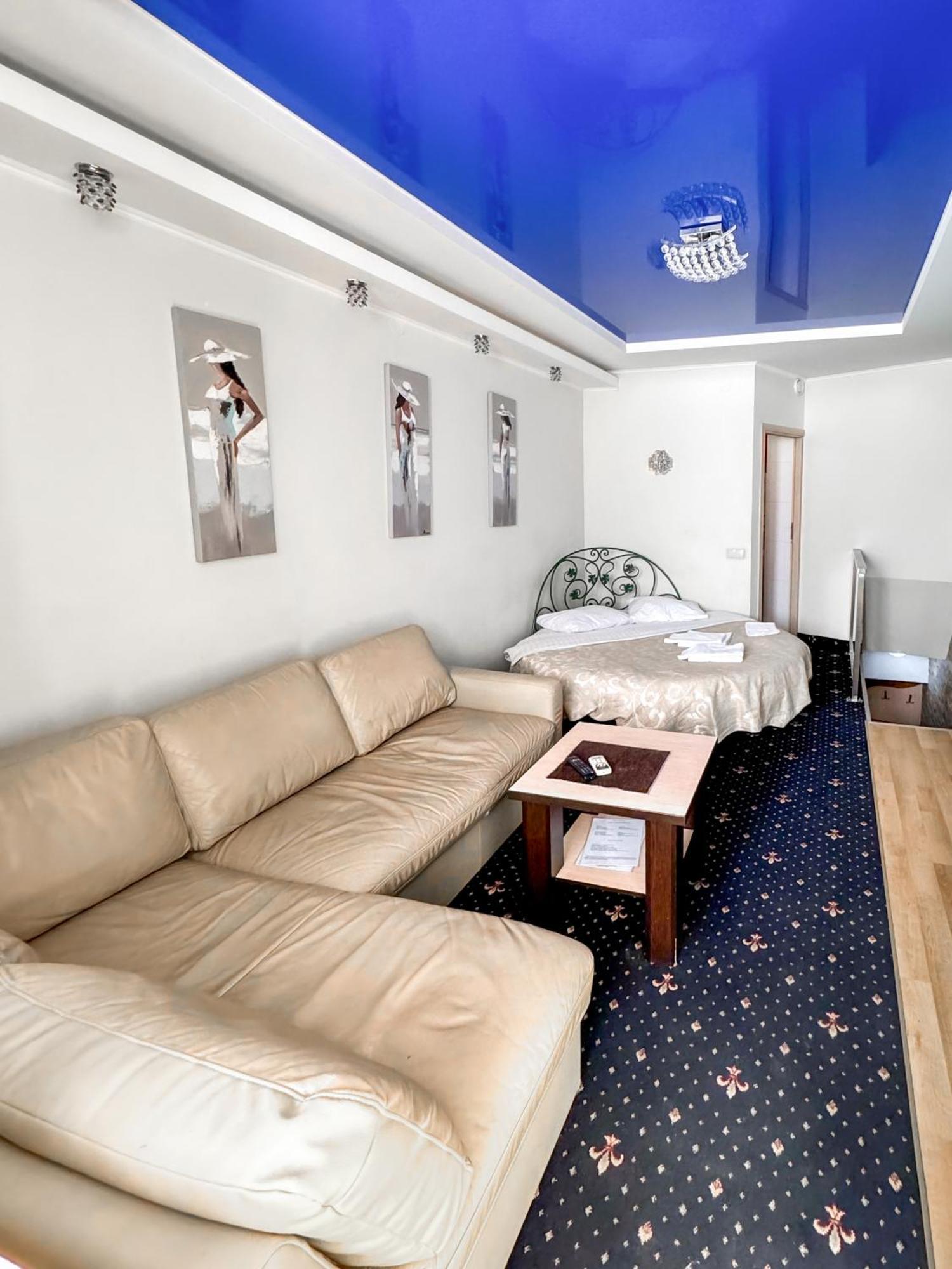 Apartments Deluxe Ivano-Frankivsk Exterior foto