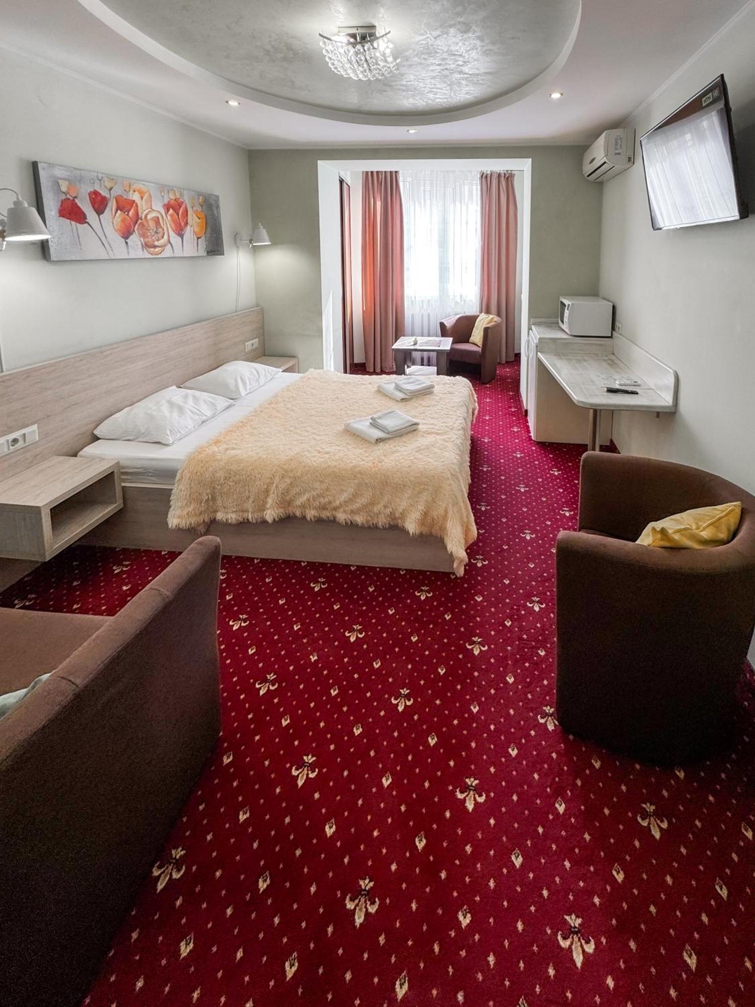 Apartments Deluxe Ivano-Frankivsk Exterior foto